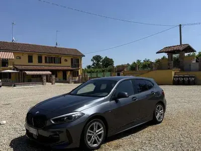 Usata BMW 118 M Sport 150 CV (110 kW) 2021 Grigio Utilitaria