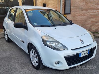 usata Renault Clio 1.2 75cv NEOPATENTATI 20th Anniversar