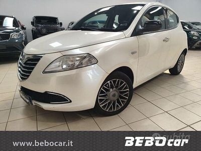 Gebraucht Lancia Ypsilon Gold 69 PS (50 kW) 2012 Weiß Kleinwagen