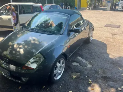 Usata Ford StreetKa 80 CV (58 kW) 2003 Grigio Cabrio