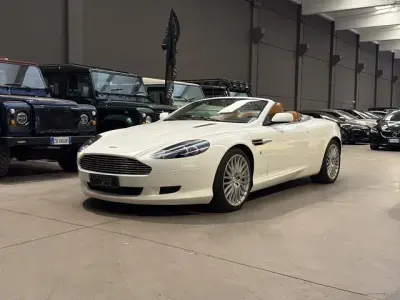 Usata Aston Martin DB9 454 CV (333 kW) 2007 Bianco metallizzato Cabrio