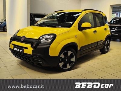 Nuova Fiat Panda Cross 69 CV (50 kW) 2025 Giallo Berlina