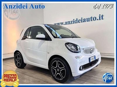 Bianco Usata 2019 Smart ForTwo Coupé Prime Coupé | 17.490 € (Molto cara)