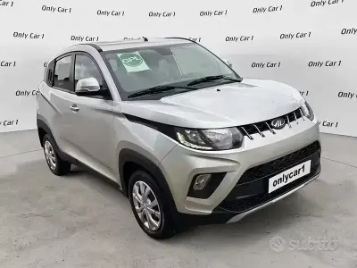 Usata Mahindra KUV100 87 CV (63 kW) 2023 Grigio SUV