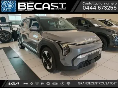Nuova Kia EV3 Earth 60 kW (82 CV) 2026 Antracite metallizzato SUV