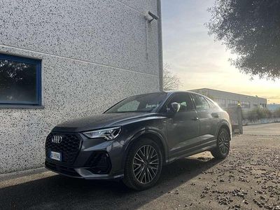 Usata Audi Q3 Sportback S-Line 150 CV (110 kW) 2021 Grigio SUV