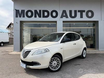 Usata Lancia Ypsilon Gold 69 CV (50 kW) 2013 Bianco Utilitaria