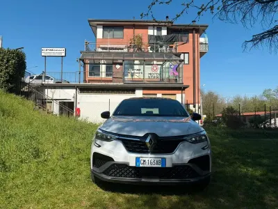 Usata Renault Arkana R.S. 93 CV (68 kW) 2022 Bianco SUV