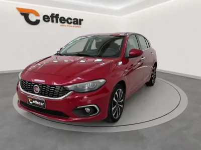 Usata Fiat Tipo Lounge 120 CV (88 kW) 2017 Rosso Berlina