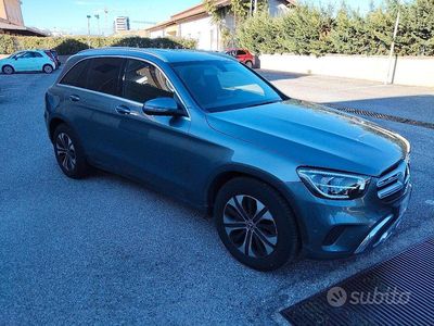 Usata Mercedes GLC200 204 CV (150 kW) 2020 Grigio SUV