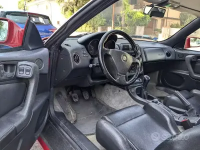 Usata Alfa Romeo GT 150 CV (110 kW) 1998 Rosso