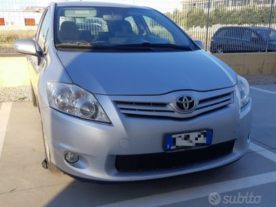 usata Toyota Auris 1.4 diesel full optional 6m clima aut