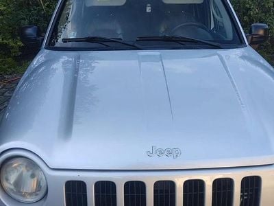 Usata Jeep Cherokee Limited 150 CV (110 kW) 2003 Grigio SUV