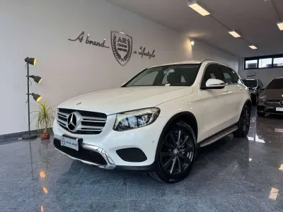 Usata Mercedes GLC220 170 CV (125 kW) 2016 Bianco grafite SUV