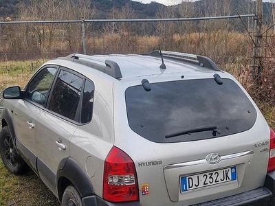 Usata Hyundai Tucson 140 CV (102 kW) 2007 Grigio SUV