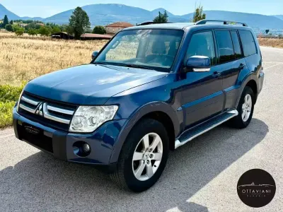 Usata Mitsubishi Pajero 160 CV (117 kW) 2007 Blu SUV