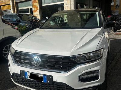 Usata VW T-Roc Advance 115 CV (84 kW) 2019 Bianco SUV