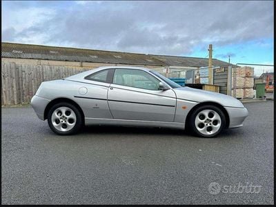 Second-hand Alfa Romeo GTV 155 CP (114 kW) 2000 Gri Coupe