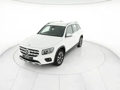 Usata Mercedes GLB200 Business 150 CV (110 kW) 2022 Bianco polare SUV