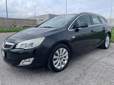 usata Opel Astra SW 1,7 TDCI COSMO NAVI PELLE