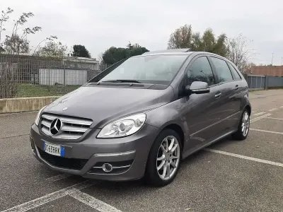 Usata Mercedes B200