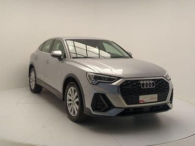 Argento floret metallizzato Usata 2020 Audi Q3 Business SUV | 30.900 € (Buon prezzo)