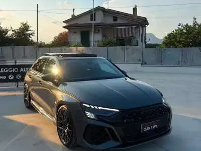 Usata Audi RS3 Performance 407 CV (299 kW) 2023 Grigio Berlina