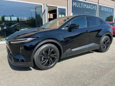 Neu Toyota C-HR+ 61 kW (84 PS) 2026 Grau SUV