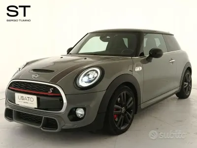 Usata Mini Cooper 170 CV (125 kW) 2020 Grigio Utilitaria