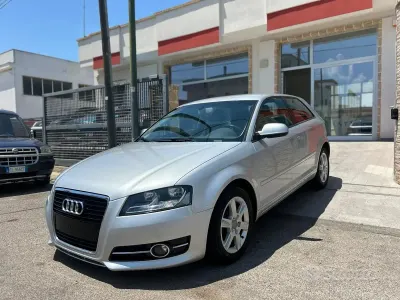 Usata Audi A3 Attraction 105 CV (77 kW) 2011 Grigio Utilitaria