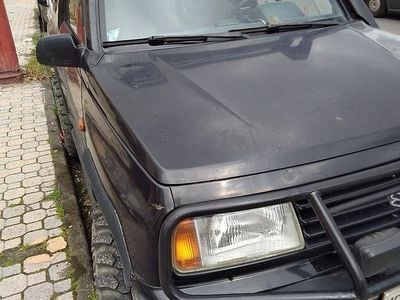 Usata Suzuki Vitara 77 CV (56 kW) 1990 Nero Cabrio