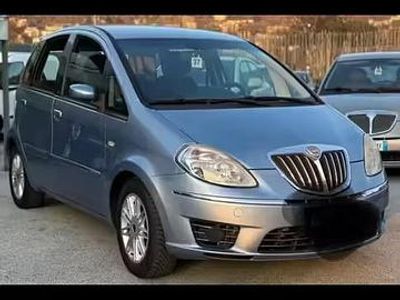 Usata Lancia Musa 90 CV (66 kW) 2011 Blu Monovolume