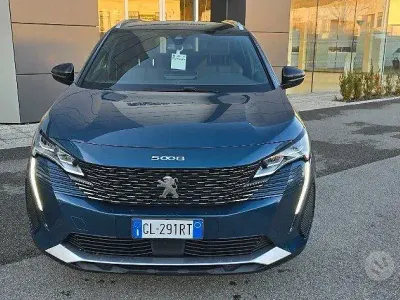 Usata Peugeot 5008 S 131 CV (96 kW) 2023 Blu SUV