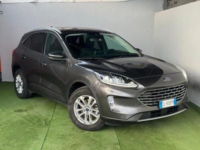 Usata Ford Kuga Titanium 120 CV (88 kW) 2022 Grigio SUV