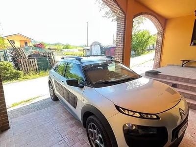Usata Citroën C4 Cactus 100 CV (73 kW) 2017 Grigio Utilitaria
