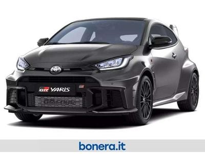 Nuova Toyota Yaris Aero 280 CV (205 kW) 2026 Precious black Utilitaria