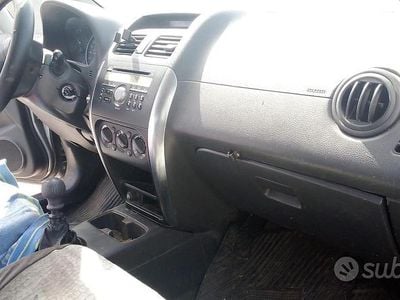 Usata Fiat Sedici 2006 Grigio SUV