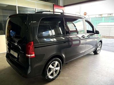 Occasion Mercedes V300 239 ch (175 kW) 2022 Gris Monospace