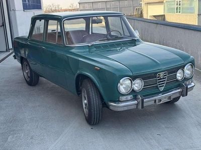 Usata Alfa Romeo Giulia 1300 Super 103 CV (75 kW) 1974 Verde Berlina
