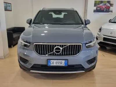 Usata Volvo XC40 Plus 129 CV (94 kW) 2022 Grigio SUV