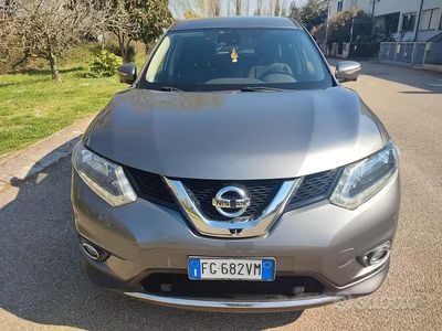 Usata Nissan X-Trail 131 CV (96 kW) 2017 Grigio SUV