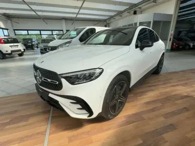 Nuova Mercedes GLC220 Advanced 197 CV (144 kW) 2026 Bianco Coupé