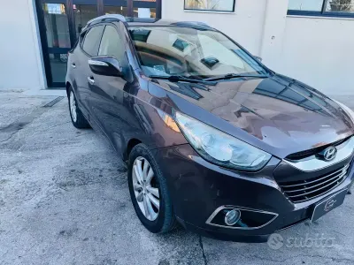 Käytetty Hyundai ix35 Style 184 HP (135 kW) 2010 Ruskea Katumaasturi