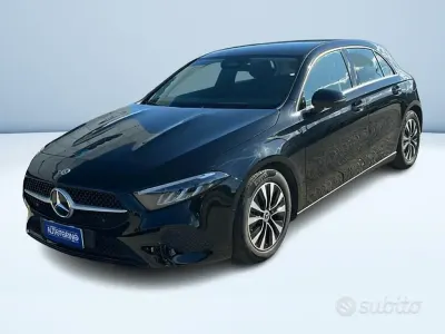 Usata Mercedes A180 Advanced 116 CV (85 kW) 2025 Nero Berlina