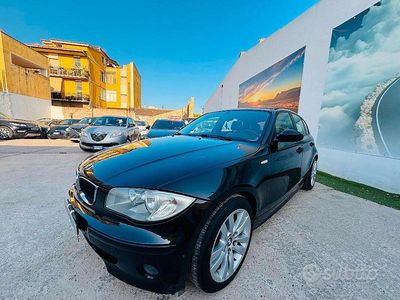 Usata BMW 118 122 CV (89 kW) 2006 Grigio(met.) Utilitaria