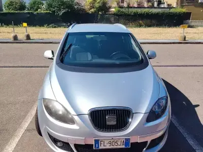 Usata Seat Altea XL 102 CV (75 kW) 2008 Grigio Monovolume