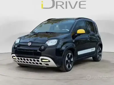 Usata Fiat Panda Cross Cross 69 CV (50 kW) 2025 Nero Utilitaria