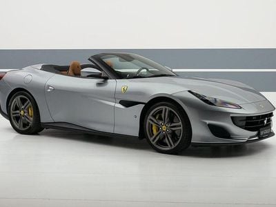 Usata Ferrari Portofino 600 CV (441 kW) 2019 Grigio metallizzato Cabrio