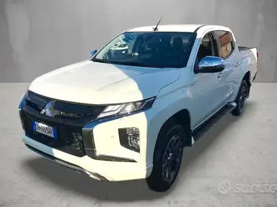 Usata Mitsubishi L200