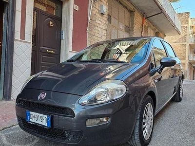 Grigio Usata 2013 Fiat Punto Evo Utilitaria | 4500 € (Buon prezzo)